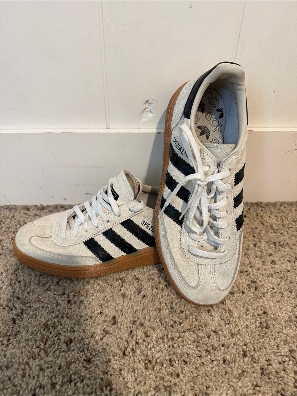 adidas women’s White Suede Sneakers with Black Stripes and Gum Sole